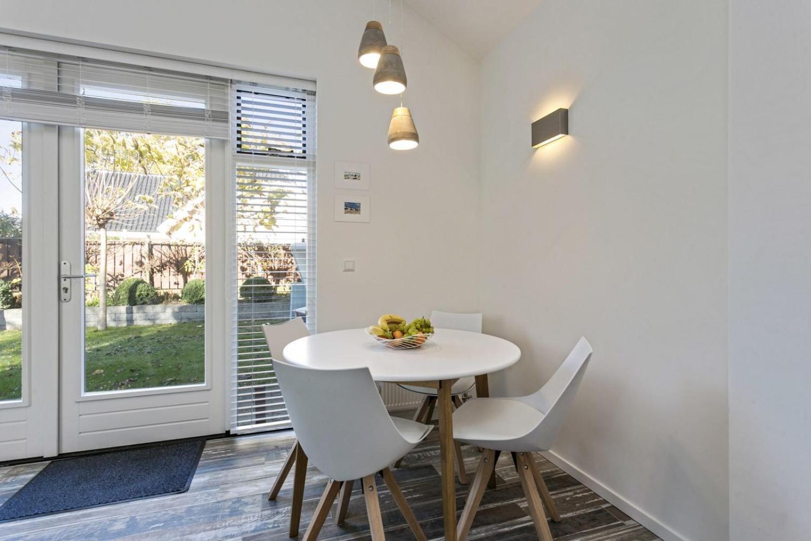 Holiday Home Beach Bubbles - Near The Beach With Big Garden - Not For Companies Ouddorp Bagian luar foto