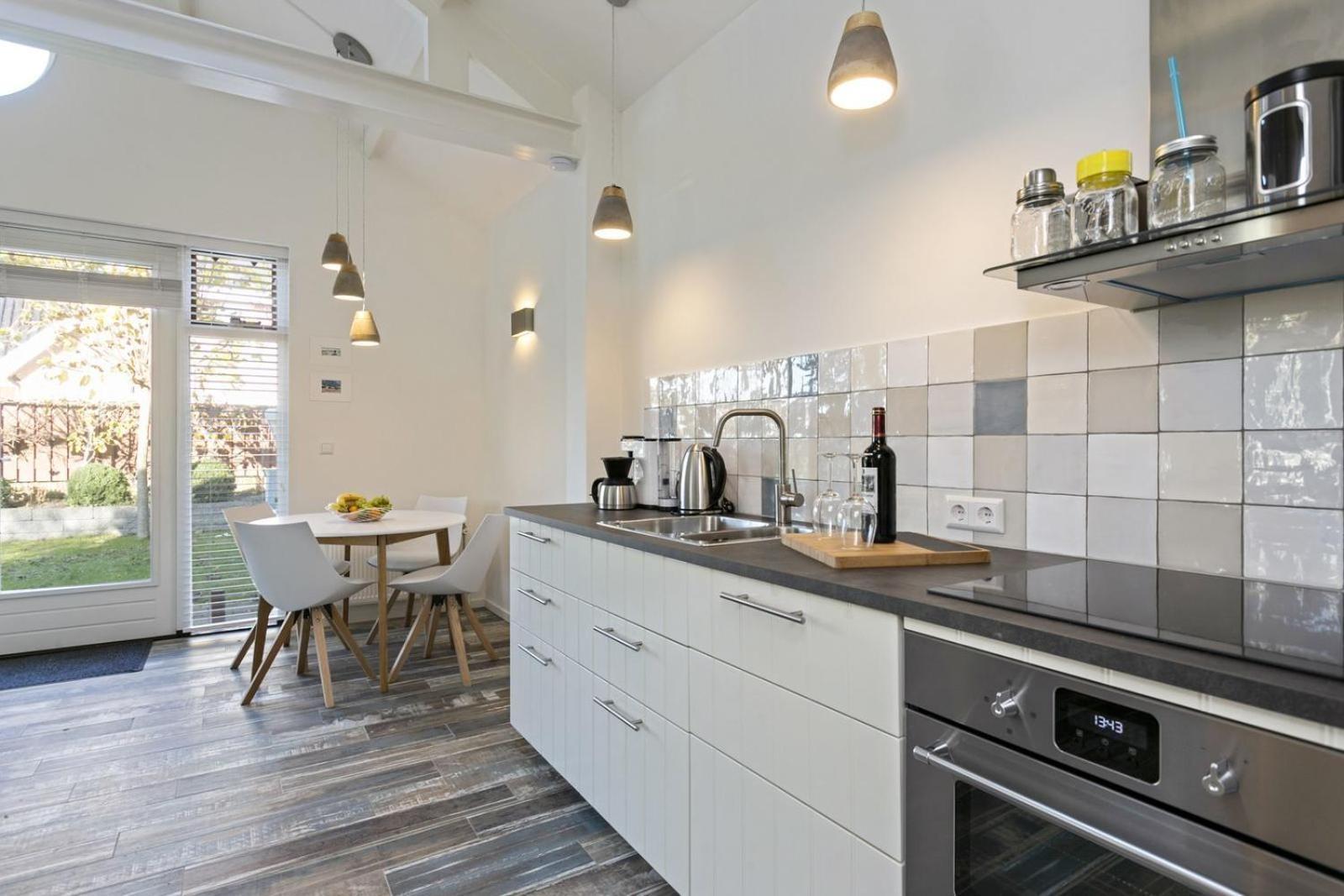 Holiday Home Beach Bubbles - Near The Beach With Big Garden - Not For Companies Ouddorp Bagian luar foto