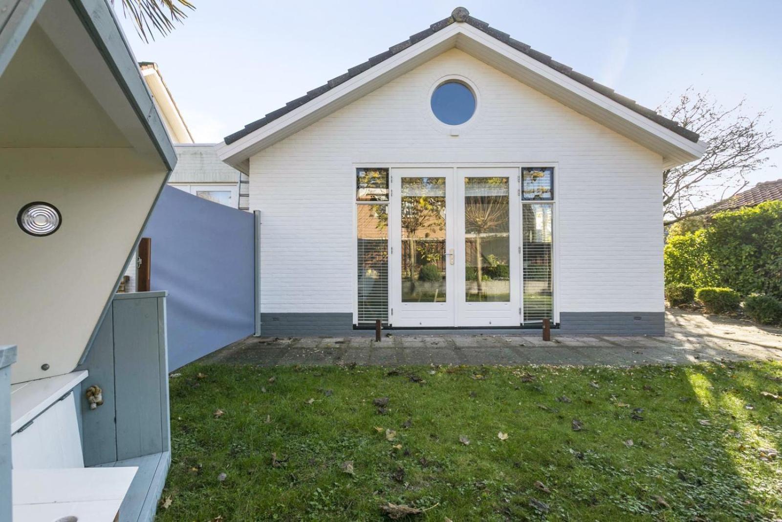 Holiday Home Beach Bubbles - Near The Beach With Big Garden - Not For Companies Ouddorp Bagian luar foto